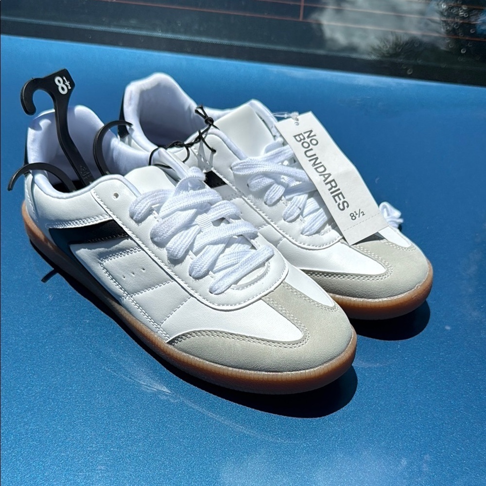 NEW! No Boundaries Mens Sport Sneakers Size 13 Low Top Shoes with Gum Sole - Picture 2 of 9